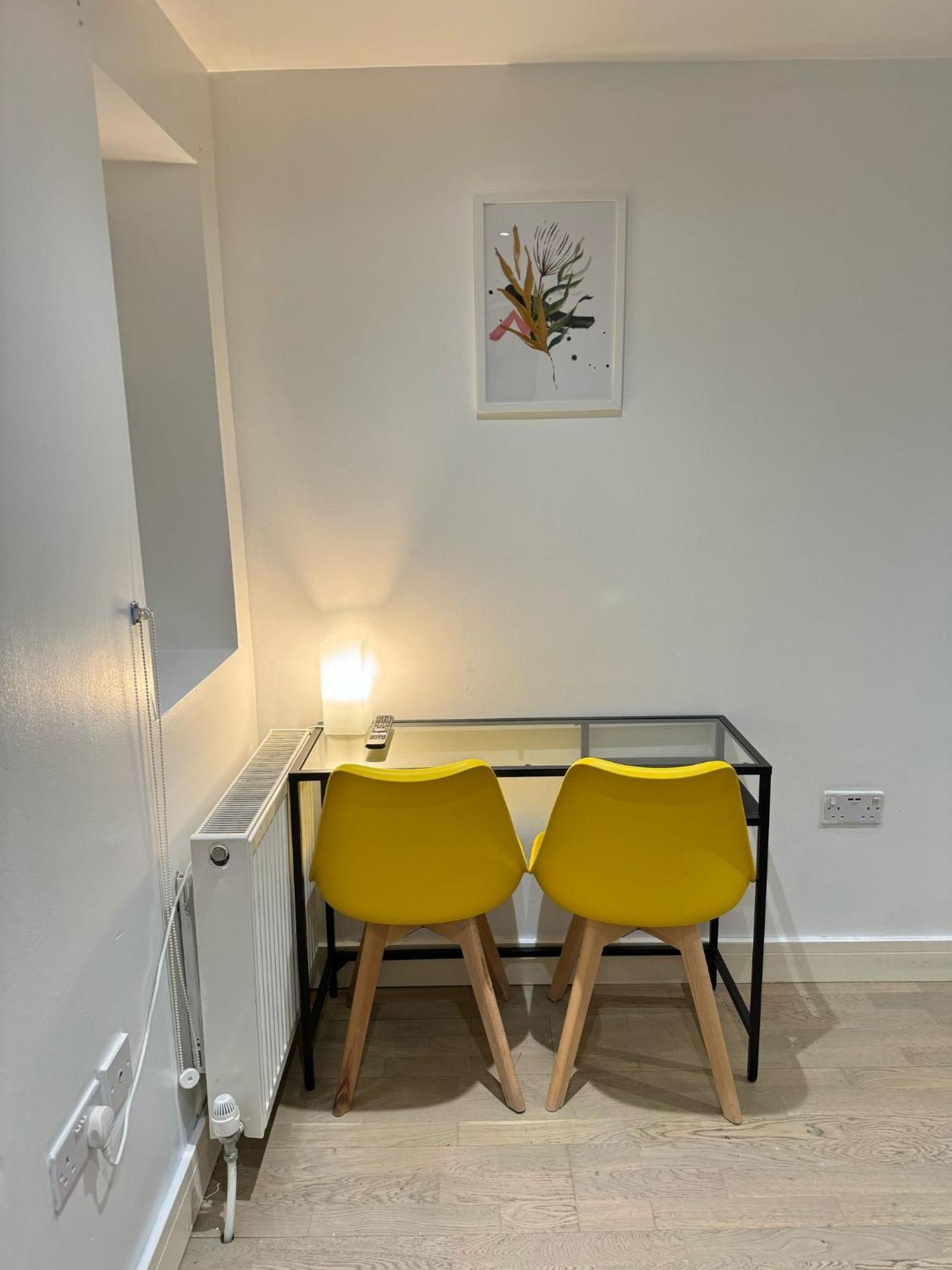 Elitestay Private En-suite Stratford Centre Couette-café Londres