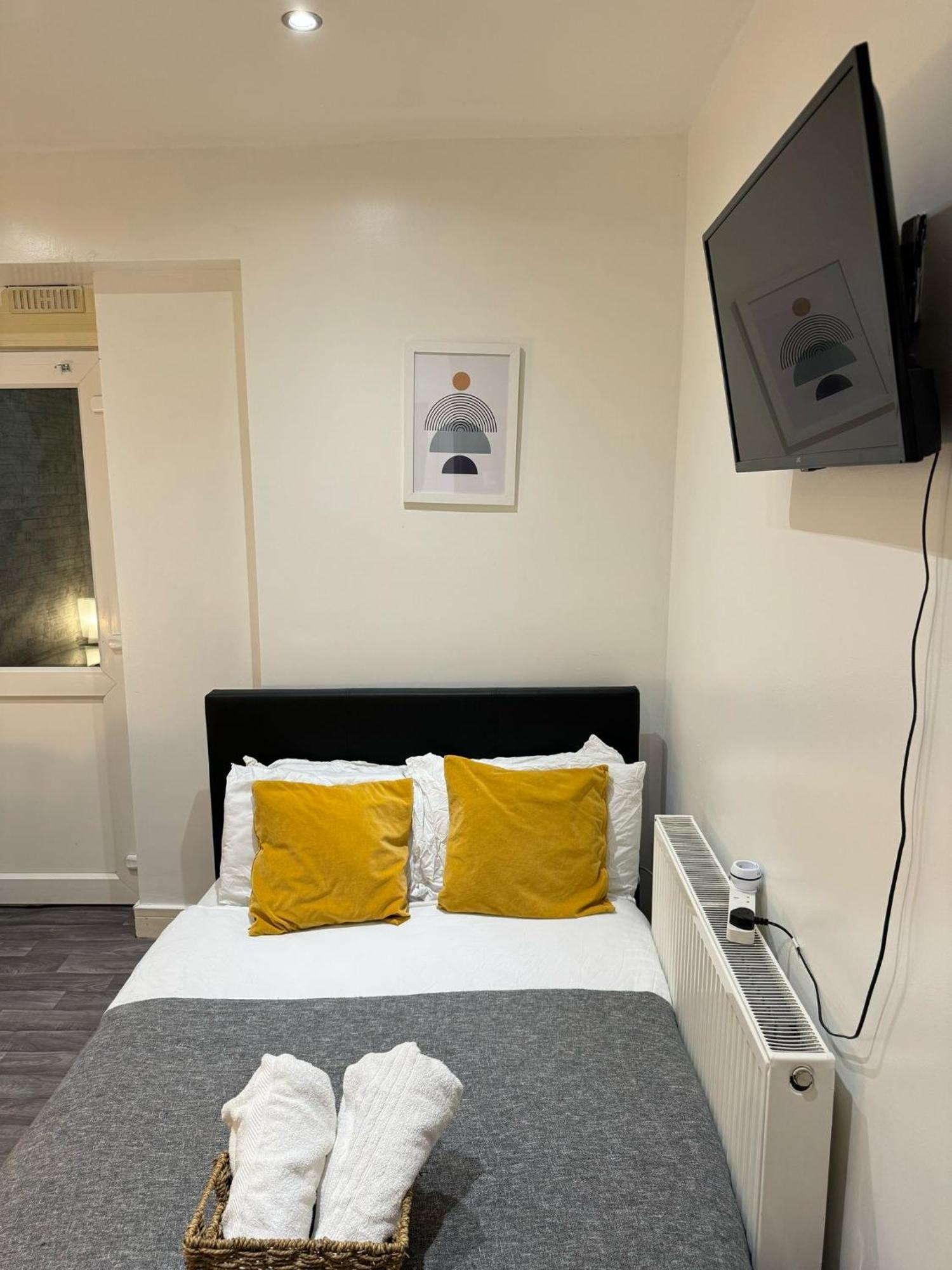 Elitestay Private En-suite Stratford Centre Couette-café